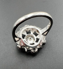VINTAGE 1950’S 1.2TCW H-SI2 ROUND BRILLIANT CUT DIAMOND FLOWER COCKTAIL RING