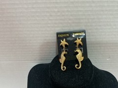 Seahorse & Star Earrings Gold Toned Pierced Vintage