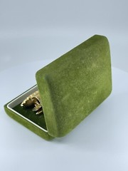 Swank Wrap Cufflinks oval green and brown resin Ruffled edge design