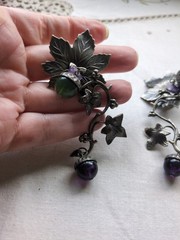 Vintage 60s Grape Vine Clip On Earrings And Matching Brooch, Silver Tone