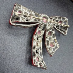 Vintage Coro Pink Moonglow Cabochon Bow Rhinestone Red Enamel Brooch Pin 2.5”