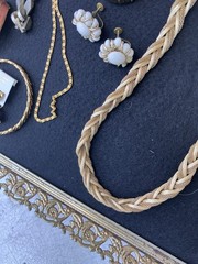 Mixed costume jewelry rhinestones lot a lot of nice pieces d6