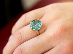 Antique 10.90Ct High Zircon and 18k Yellow Gold Solitaire Ring Circa 1910