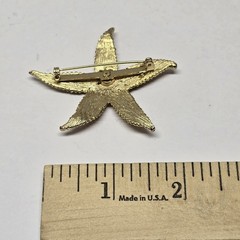 VTG GOLD BRUSHED STARFISH BROOCH NAUTICAL BEACH METAL FIGURAL PIN