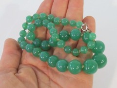 Vintage GRADUATED CHRYSOPRASE Hand Knotted BEAD 15″ Choker Collar Necklace C8