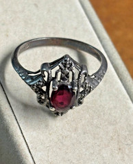Vintage AVON NV Nevada Silver 925 AMETHYST Ornate Filigree GOTHIC RING sz 8