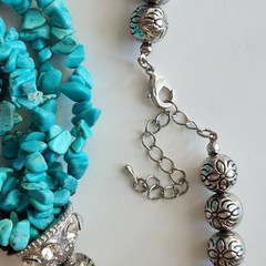 Vintage Multi-Strand Turquoise Chip Statement Necklace | 18–20″ Adjustable