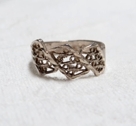 VINTAGE STERLING SILVER NARCOTICS ANONYMOUS BAND RING ~ SIZE 6 ~ signed: 925 NA