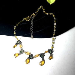 Vintage 90s 1928 Bronze Tone Acrylic Beads Lightweight Chain Choker Necklace 19″