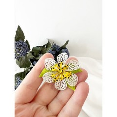 1960s Flower Brooch White Yellow Enamel Filigree Vintage Floral Pin