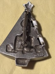 Vintage Cute JJ Christmas Tree Brooch- Opens To Reveal Cat Christmas Scene-Santa