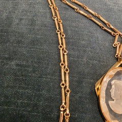 Vintage Reed Barton Glass Cameo Intaglio Tassel Pendant Necklace Gold Tone W Box