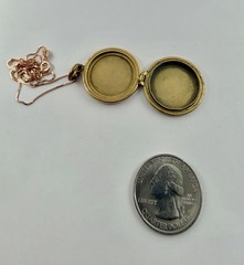 Antique Double Sided Rose Rolled Gold Flowers & Ribbon Design Locket Necklace