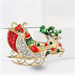 1pc Luxury Christmas Reindeer Brooch Pin Golden Plated Zinc Alloy Festive