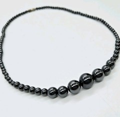 Hematite Beaded Graduated Necklace Black Ball Vintage Couture Silver tone 17.5″