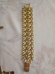 Vintage Jewelry Bracelet Lot Gold Tone Coro Sweetheart Roses Medallion Charm 7″