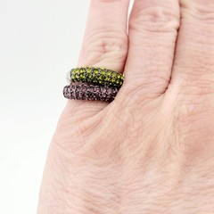 Vtg Ring 2pc Sz 6 Set Dark Pink Dark Green Cubic Zirconia Stackable Jewelry