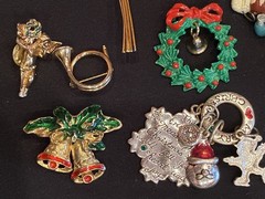Vintage Christmas Holiday Jewelry Lot Brooches / Pins ~ Earrings ~ Key Ring