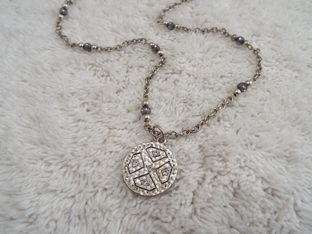 Silvertone Rhinestone Hammered Pendant Necklace (J8)