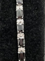 Vintage Black Onyx & Cubic Zirconia Stunning SIlver tone Tennis Bracelet sz 7″
