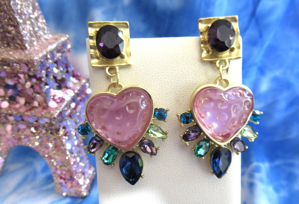 Vintage Style Gripoix PINK Heart Matte Gold Resin Heart Rhinestone Earrings NWT