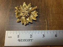 Vintage 20PC Lot Of Christmas Brooches, Pins, Button Covers, And Accent Pieces