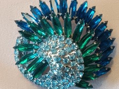 Gorgeous VINTAGE JULIANA DELIZZA & ELSTER GLASS PEACOCK RHINESTONE PIN BROOCH