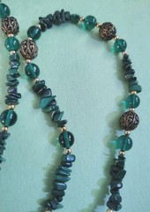 Vintage MALACHITE STONES & Green Glass Beaded Necklace in Silver Tone
