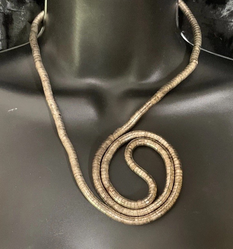 Vtg Bendable Coil Necklace Formable Silver Tone Snake Coil Continuous Strand