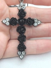 Vintage Black Cross Pedant Chain Necklace 32in.