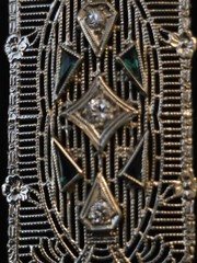 Antique Art Deco 14K White Gold Diamond Emerald Filigree Necklace 4.51g