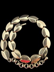 Vintage Monet Gold-Tone Jewelry Set – Necklace Earrings & Tulip Brooch