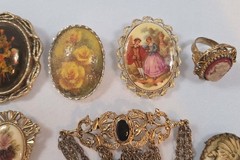Vintage Estate Jewelry Lot Brooches Ring Locket Pendant Cameo Victorian Style