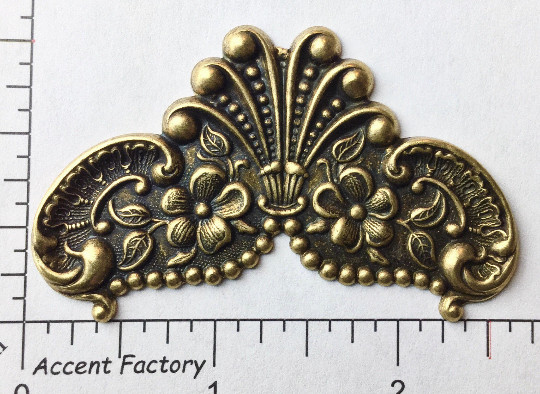 12843 Brass Oxidized Victorian Ornament Jewelry Finding
