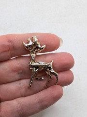 Vtg Gerrys Reindeer Brooch Pin Gold Tone Enamel Holly Sprig Christmas Mistletoe
