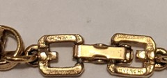 Vintage Givenchy linked Chain Circle Necklace Gold Tone Length Approx 18″