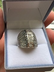 Vintage Sterling Silver 925 Ring with Clear Stones – 6.02 g – Size 16–17