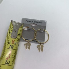 Kissing Kids Vintage Dangle Hoop Pierced Earrings 70s love retro USA