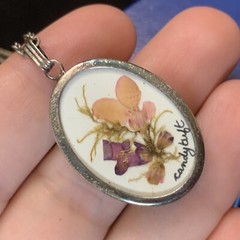 Vtg OOAK Artisan Encased Dried Flower Pendant Chain Necklace ST 24” Signed