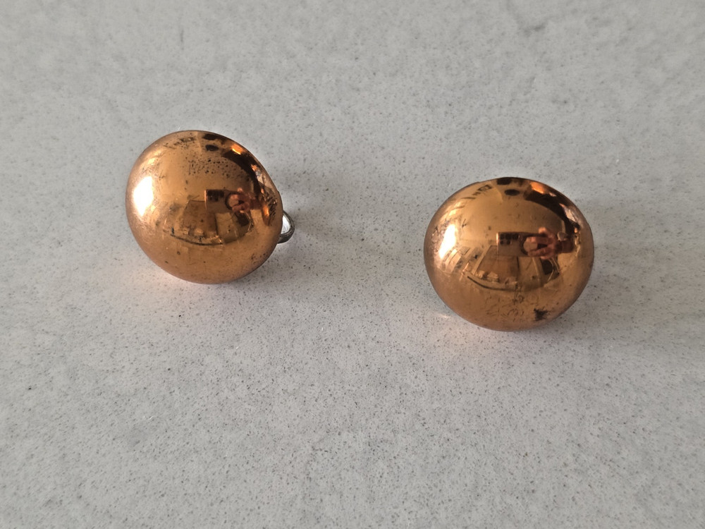 Vintage Unmarked BELL TRADING POST Copper 20mm Dome Button Screw Back Earrings