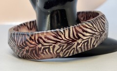 Vintage 80s Chunky Lucite Bangle Bracelet Glitter Asymmetrical Animal Print 8.5