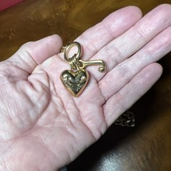 Vintage Juicy Couture Banner Puffy Heart Link Gold Tone Necklace