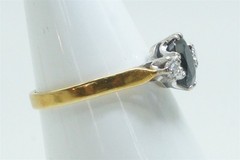 VINTAGE ENGLISH 18K GOLD NATURAL SAPPHIRE & DIAMOND 3 STONE TRILOGY RING c1980