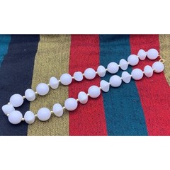 Classic Natural White Beaded Variant Shapes Necklace 18″ Spring Ring Clasp