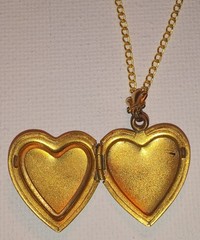 Antique Edwardian Sweetheart C-Clasp Bow Locket & Heart Necklace Lot – As-Is