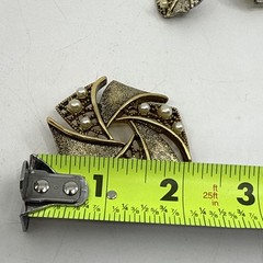 Vintage Emmons Faux Pearl Starburst Goldtone Brooch & Earrings Set Maltese Read