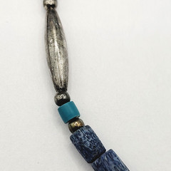 Southwestern Style Multi Color Blue Stone and Metal Vintage Necklace 17 Inch