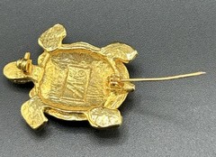 AAi Gold Tone Green Eye Rhinestone Turtle Brooch