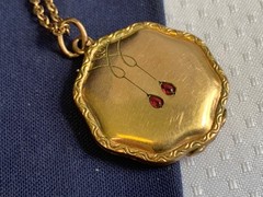 Antique Gold Plated Speidel Locket Necklace Jewelry 17.5″ Amethyst Color *READ*