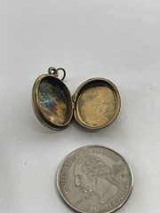 Victorian Rolled Gold Engraved Flowers & Leaf Each Side Different Design Locket